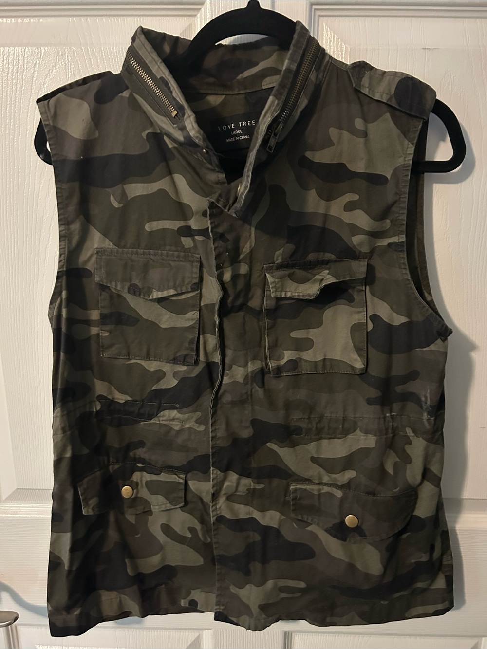 Love Tree Olive Green Camo Utility Vest